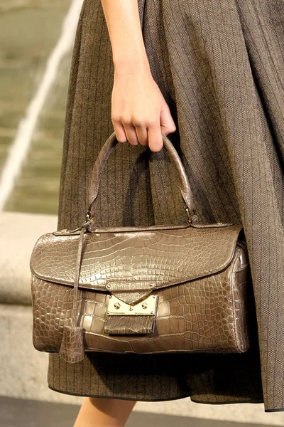 Look 5